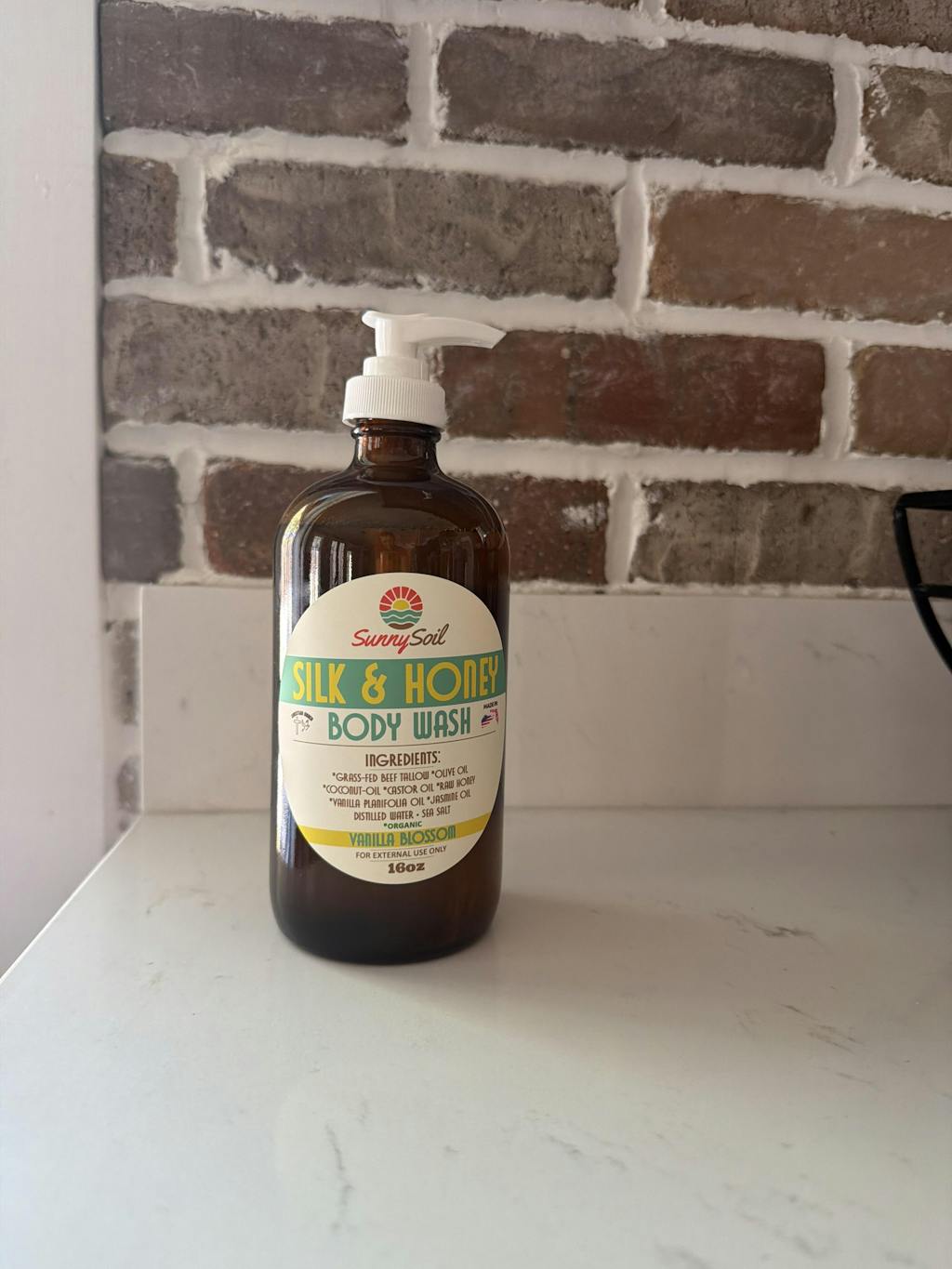 Silk & Honey Body Wash (16oz)