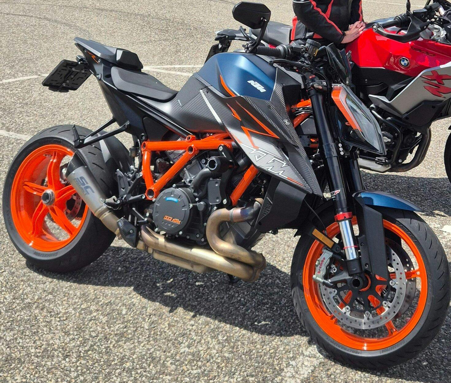 Superclamp Adjustable Offset Triple Clamp | KTM Super Duke R