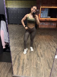 Yvonne Parlak Parça Detaylı Taş Rengi Spor Tayt