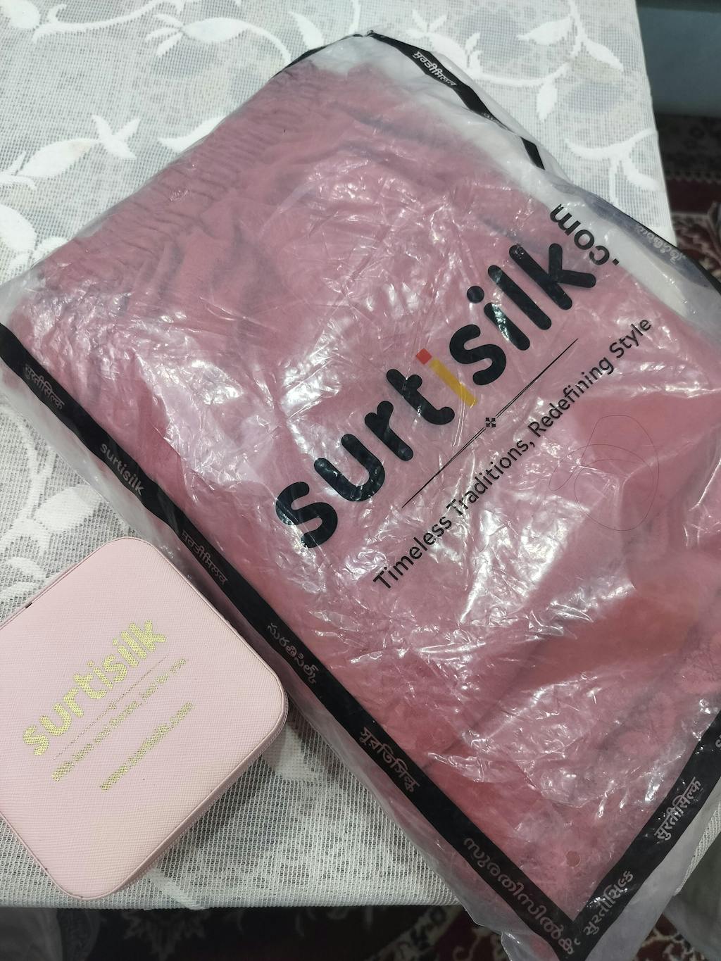 FREE Earrings Worth ₹399 + Jewellery Organiser Box!