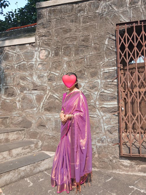 Sutisancha Onion Pink Handloom Cotton Tissue Saree