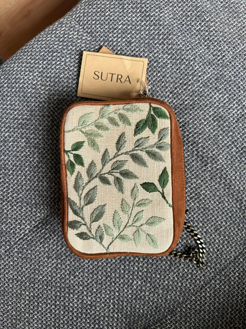 Leafy Vegan Suede Sling Bag/Tasche