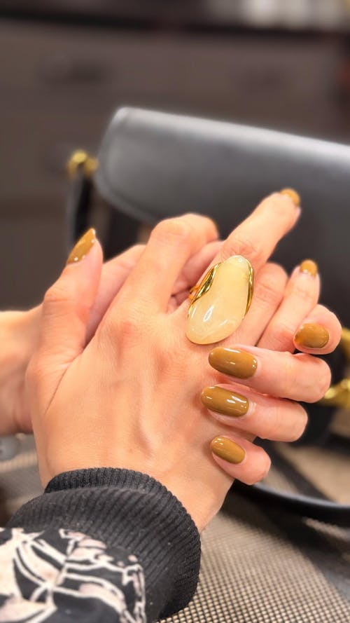 Riverbed Ring – White