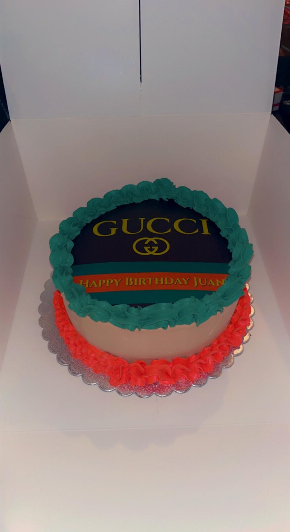 Gucci Gumpaste embosser, Gucci cupcake, Gucci cookie, Gucci