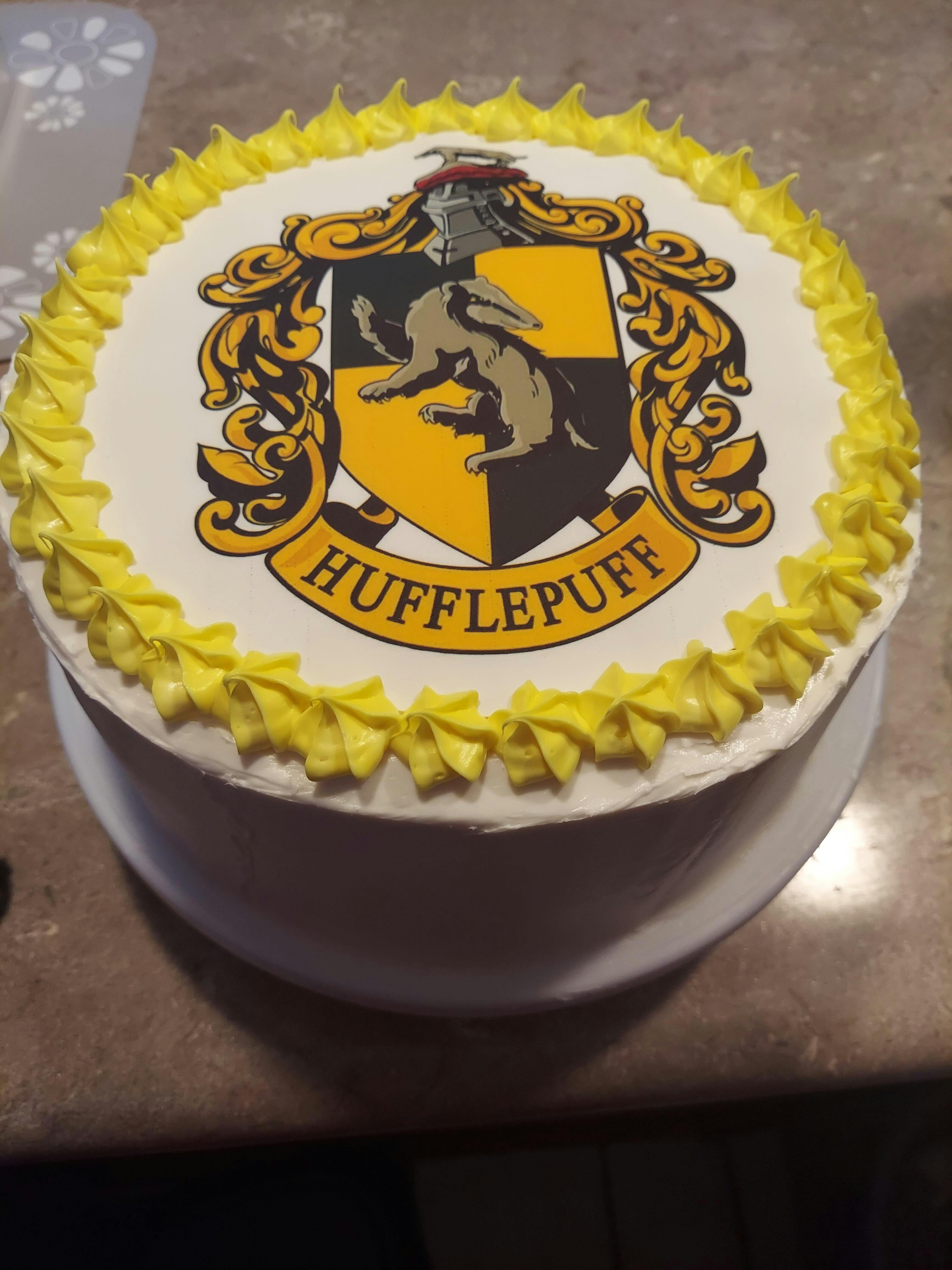 Harry Potter Hufflepuff Edible Image Frosting Sheet #53 (70+ sizes ...