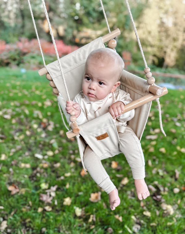 Premium Outdoor High Back Swing Wheat