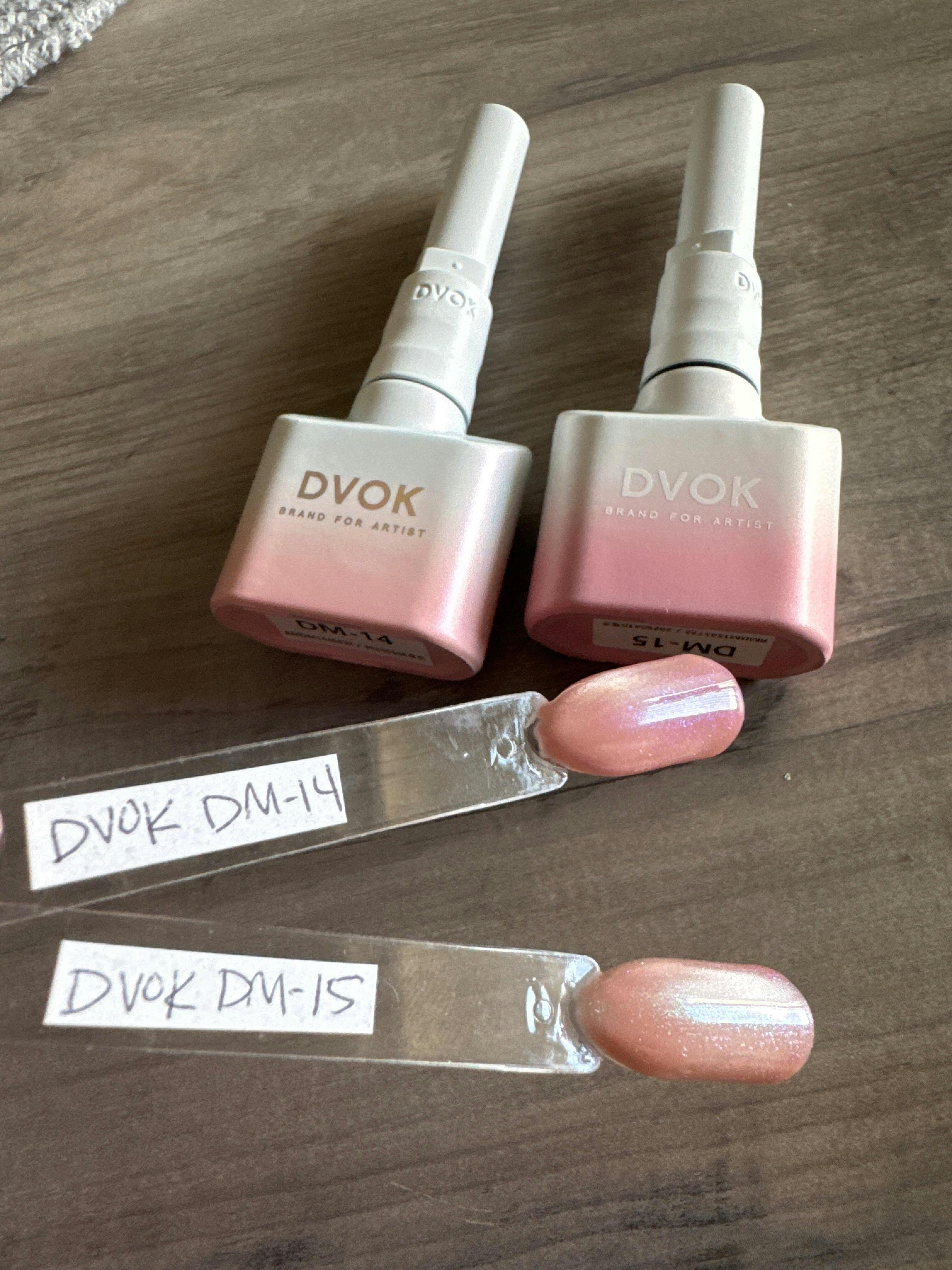 DVOK - New Moon DM15