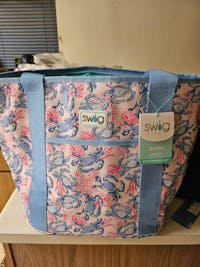 Get Crackin' Zippi 36 Cooler