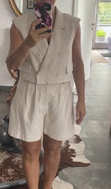 Stilvolle Bundfalten-Shorts