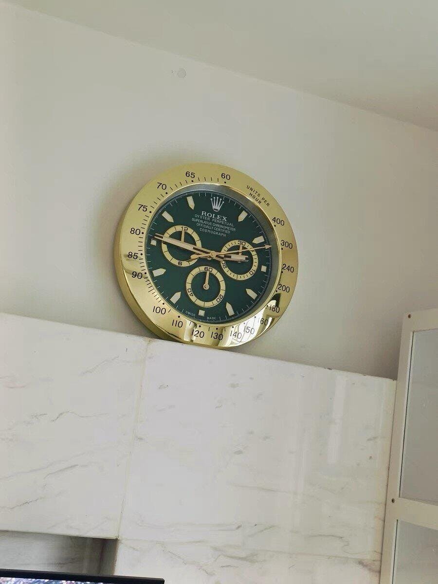 ROLEX DAYTONA風　壁掛時計ゴールド×グリーン　人気色 デイトナスタイル 高級壁掛け時計 - ゴールド＆グリーン