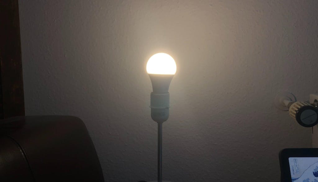 MOES Tuya Matter over WiFi Smart Bulb E27