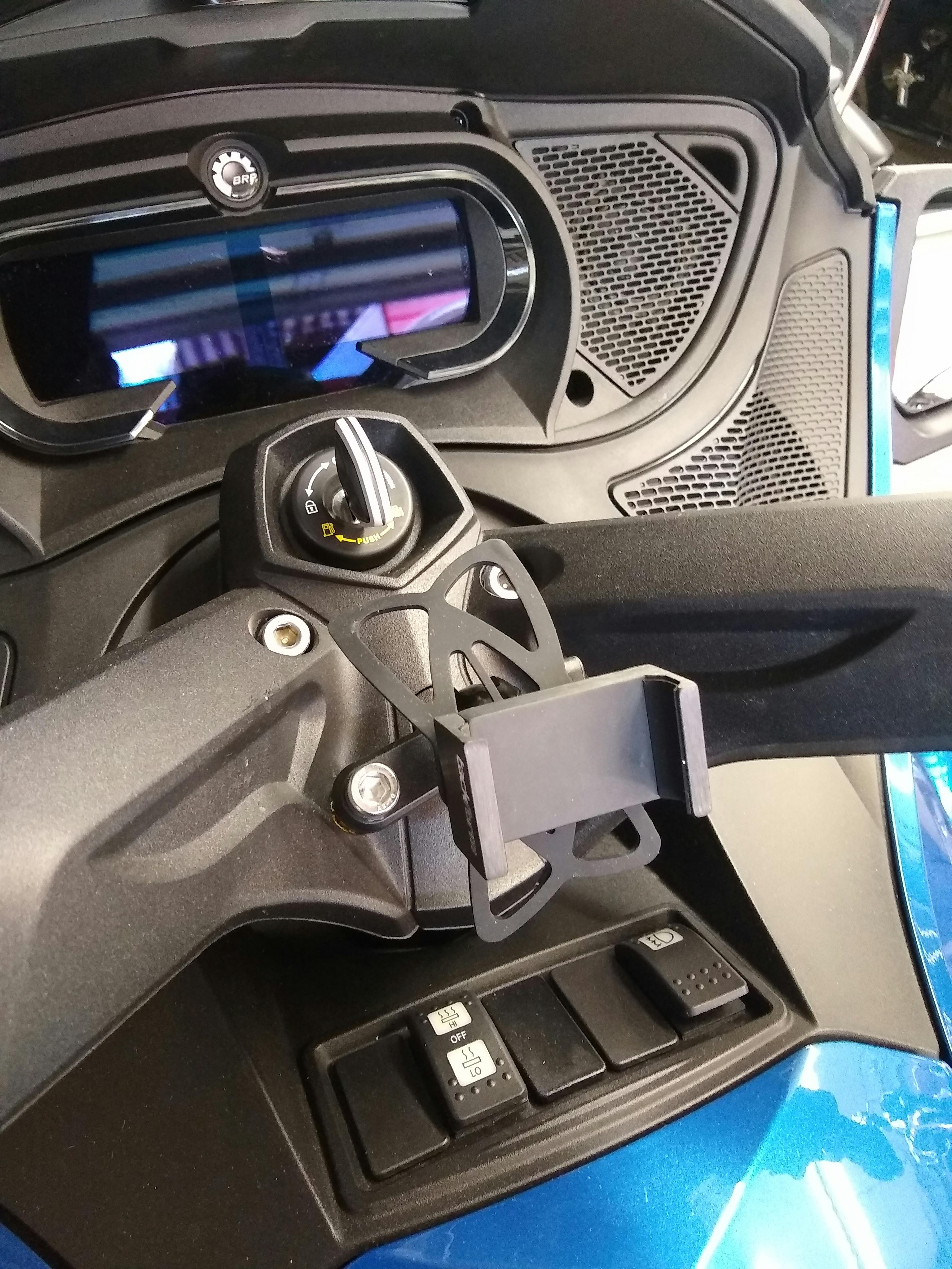 phone holder for can am spyder f3