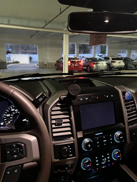 LINK™ Vent Mount Bracket With 20LITE Phone Holder | 2" Arm | ‘15-‘20 Ford F-150, ‘17-‘22 Super Duty, ‘18-‘21 Expedition (See Compatibility Info For Year/Trim Details)