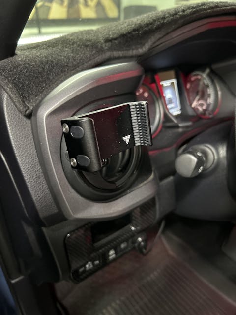 LINK™ Vent Mount Bracket With Magnetic Phone Holder | Short Reach | 2016-2023 Toyota Tacoma and 2014-2021 Toyota Tundra