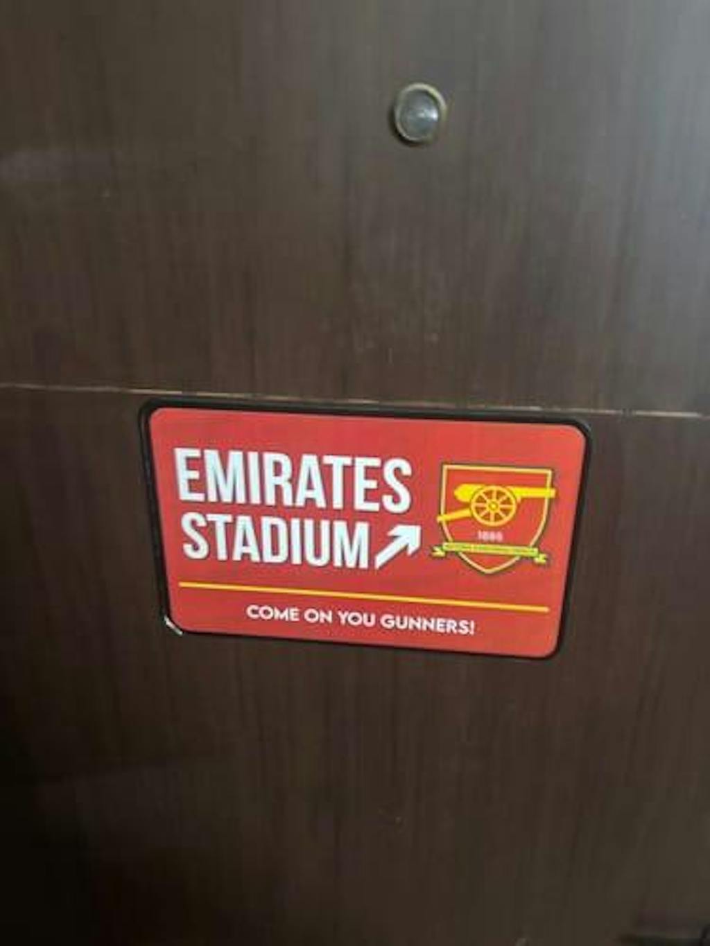 Emirates Stadium Street Sign