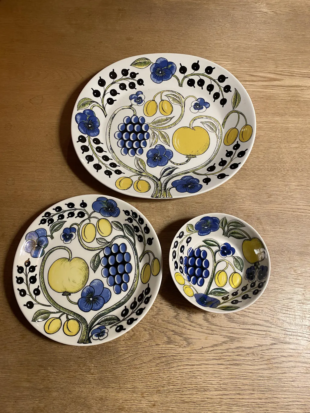 希少【ヴィオラロゴ】ARABIA（アラビア）パラティッシ（Paratiisi）1970年製 オーバルプレート 29.5cm