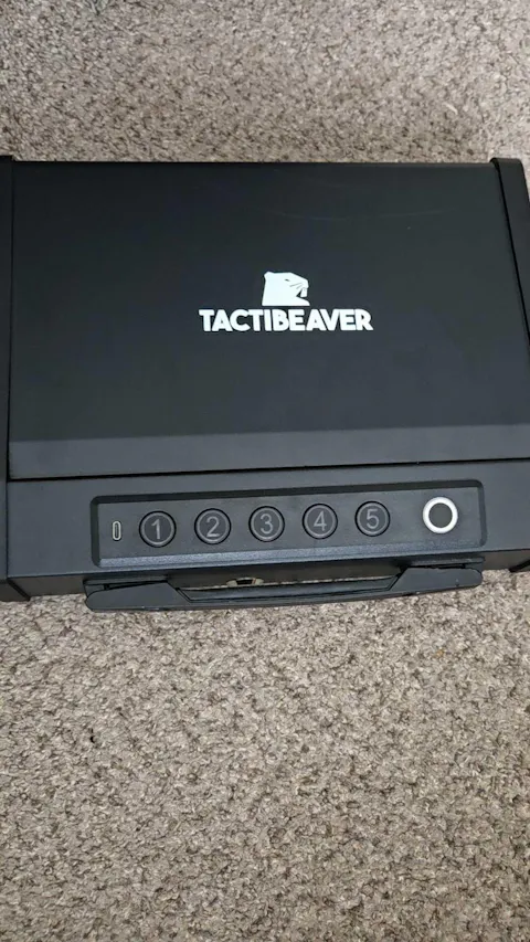SHALE XL Biometric Pistol Safe with Handle