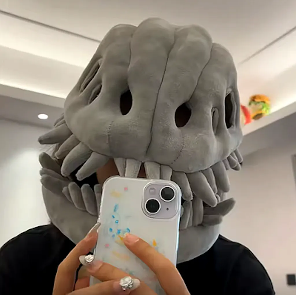 Fossil Snug - The Oddly Satisfying Cushion