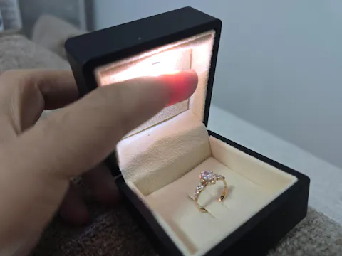 Astra Vintage Beyaz Topaz Pırlanta Altın Teklif Yüzüğü