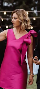 14. Abito corto da cocktail vestito tubino rigido con fiocco fucsia bouganville - PREORDINA