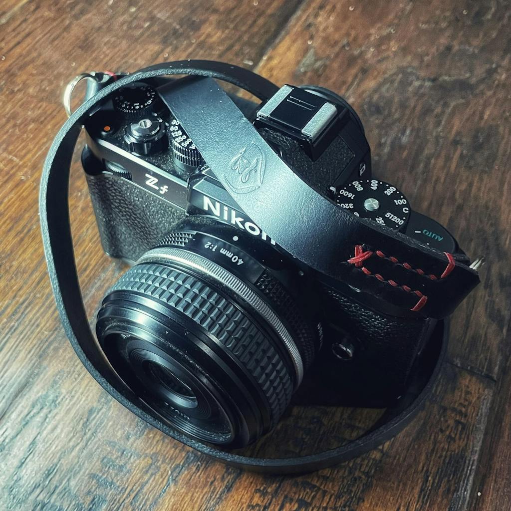 LEGACY classic wide camera strap TAP & DYE