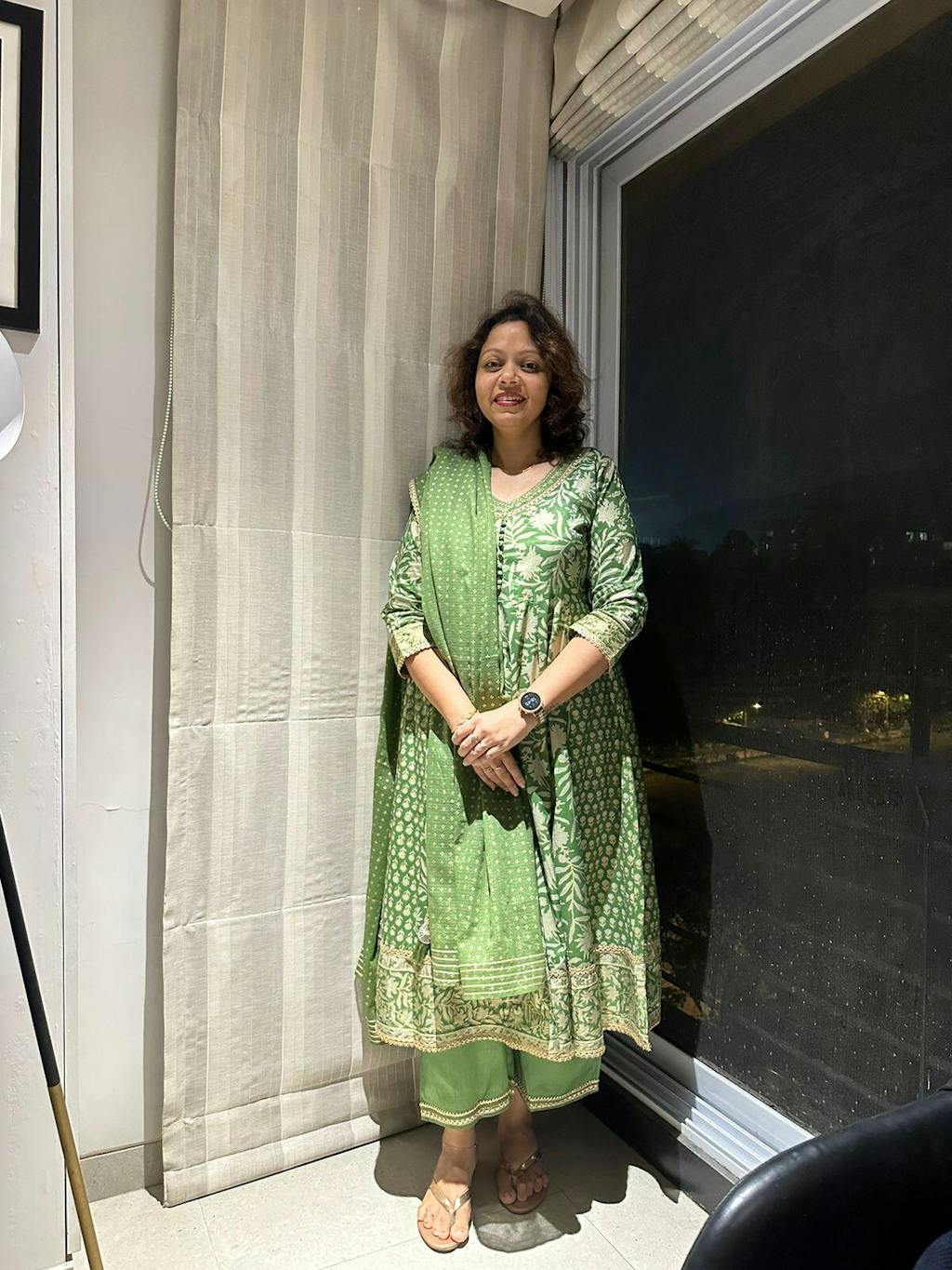 Yellow floral printed tiered kurta with pants without dupatta (2pc set)