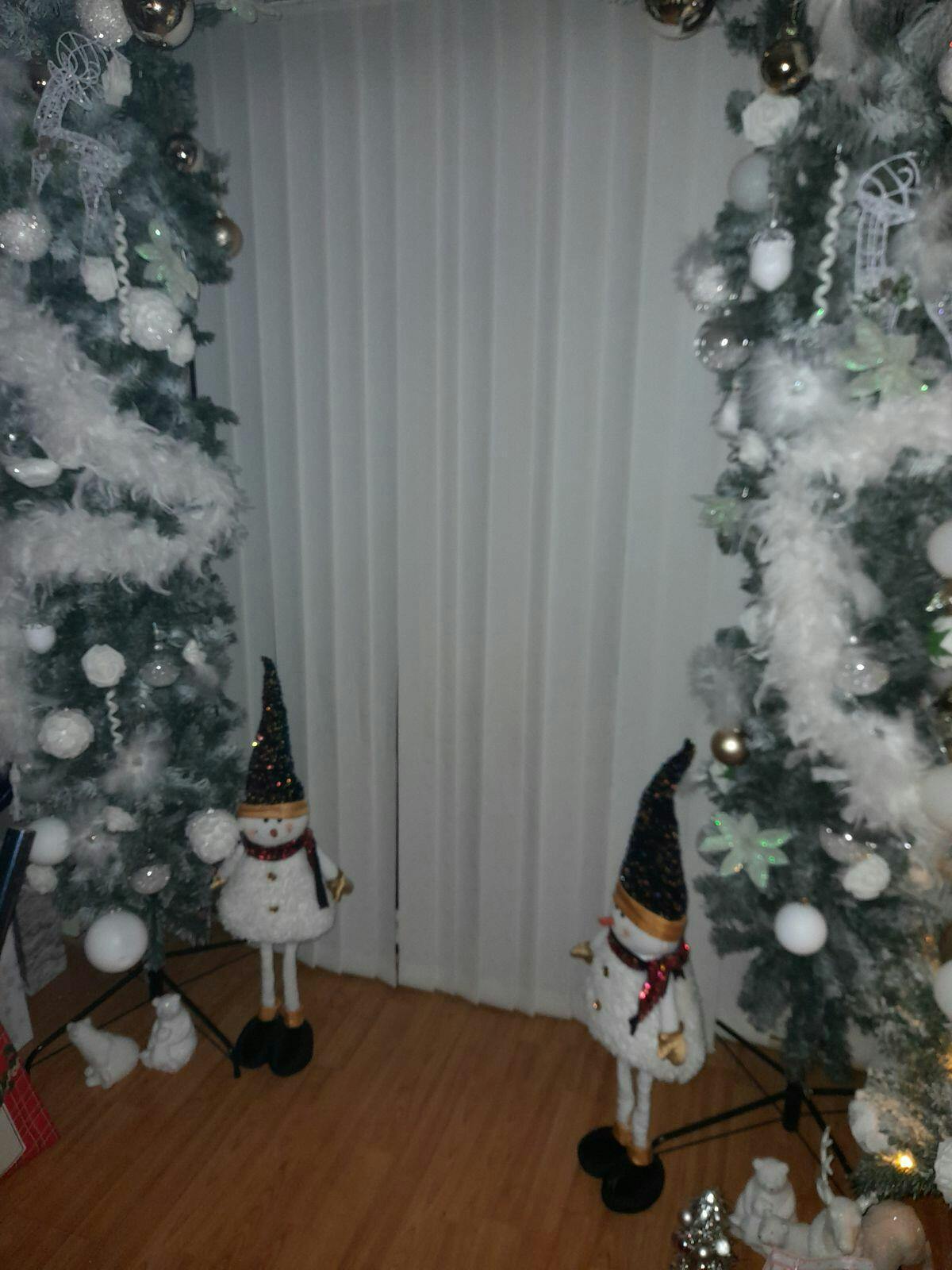 Flocked 8ft Christmas Tree Arch