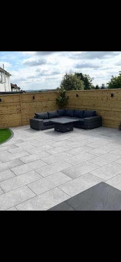 Eclipse Corner Garden Set