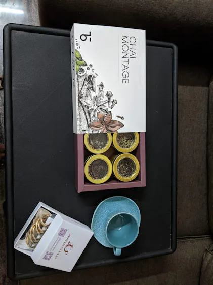 Chai Connoisseur's Dream Gift: 6 Handcrafted Blends, One