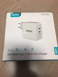 Compact Fast Charging 100W GaN Dual USB Type C Charger