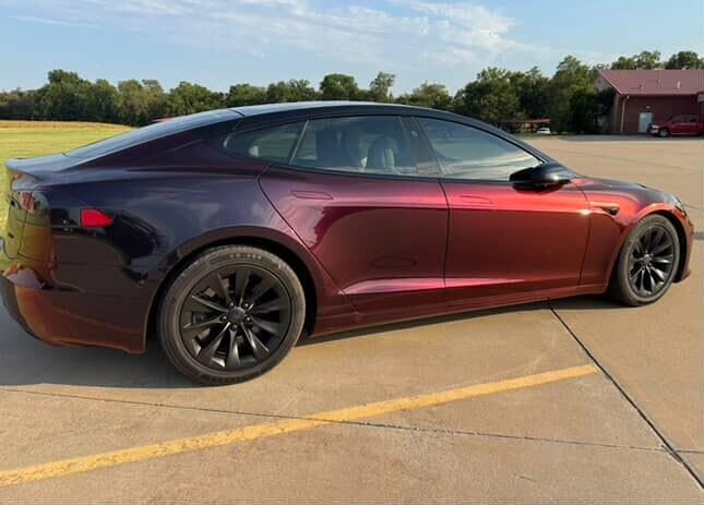 Madeira Red (RD17-HD) Vinyl Wrap – Teckwrap International