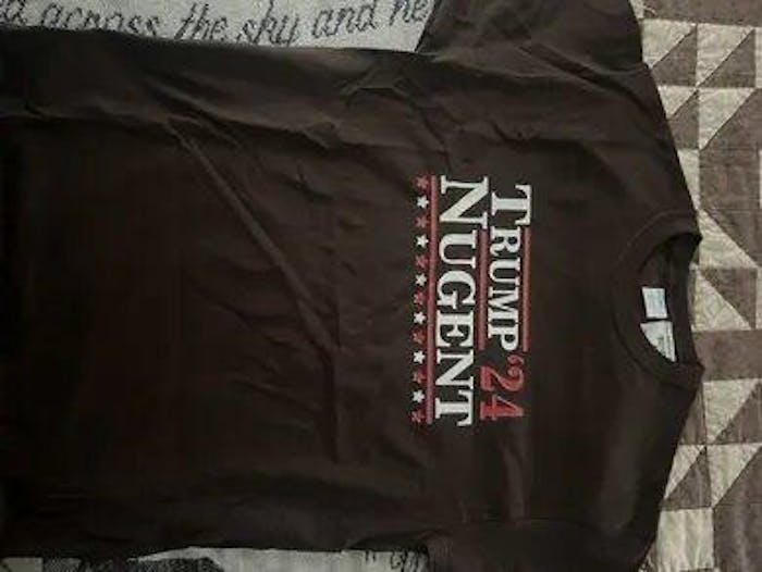 aira dandadan shirt