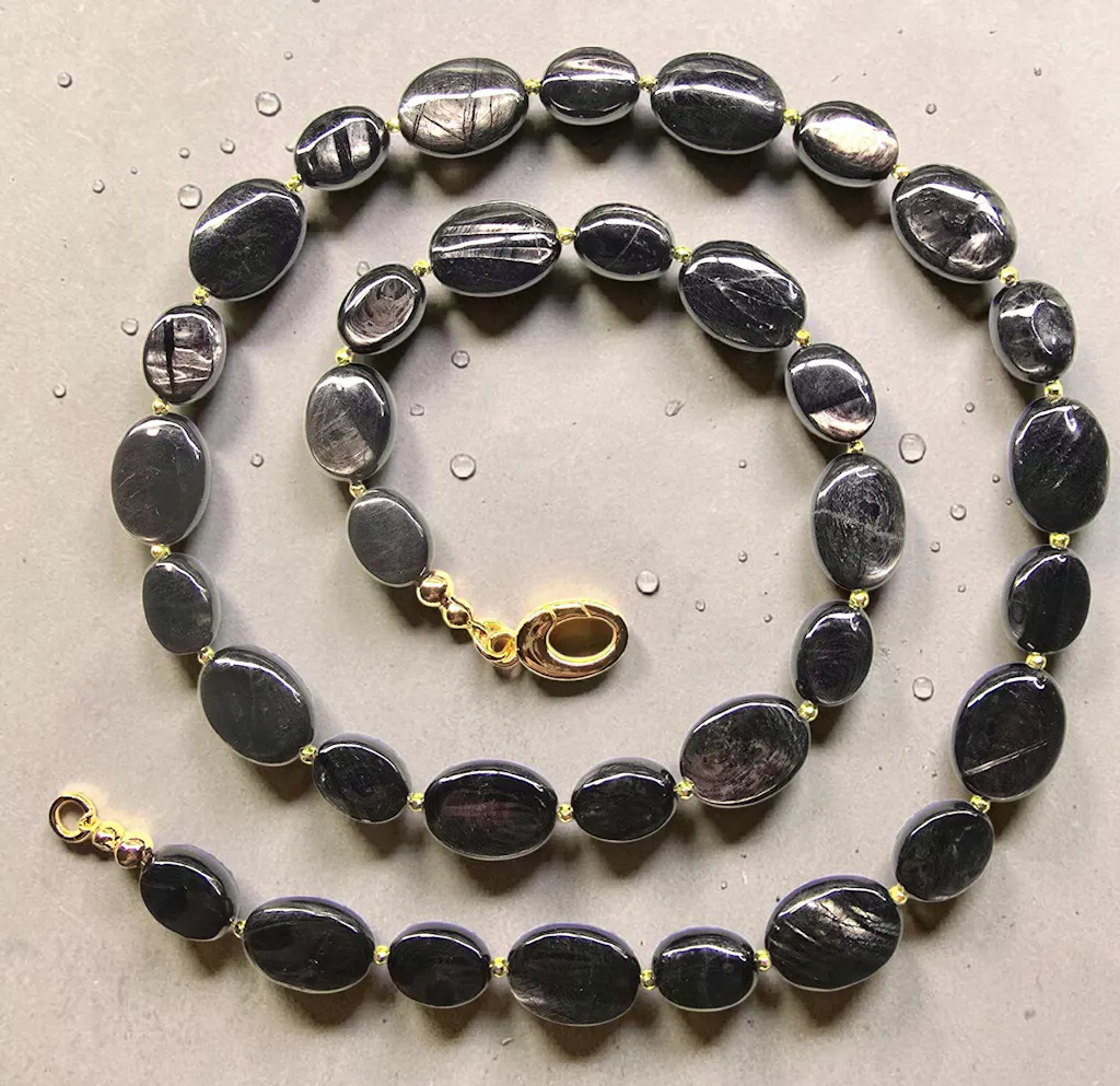 Hypersthene · Smooth · Oval · 12mm, 13mm, 15mm