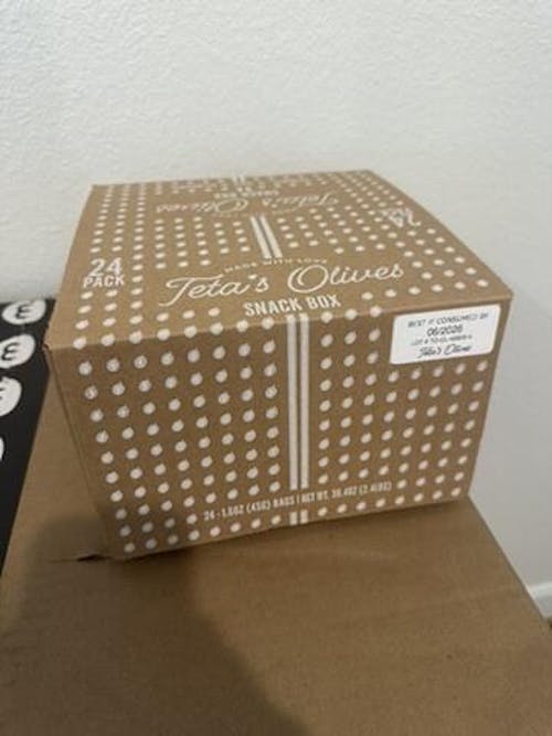 Cracked Green Olive Snacks, Citrus Herb (1.6oz, 24 Pack)