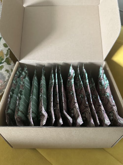 Cracked Green Olive Snacks, Citrus Herb & Thai Pepper Variety Pack (1.6oz, 12 Pack)