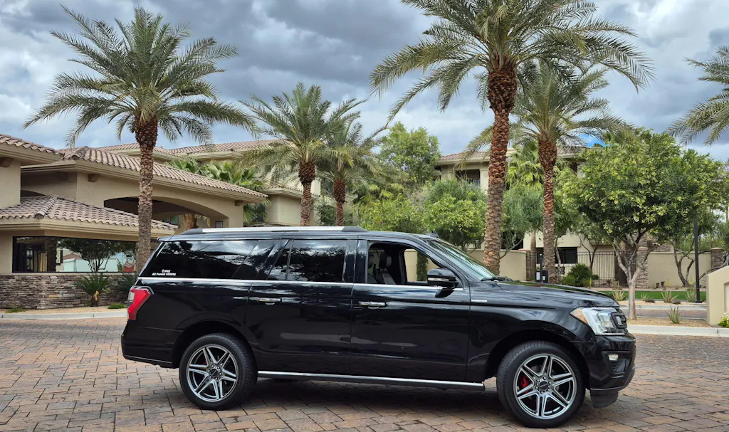 Vision Wedge 476 22x9.5 +30 Gunmetal Gray with Machined Spoke Windows