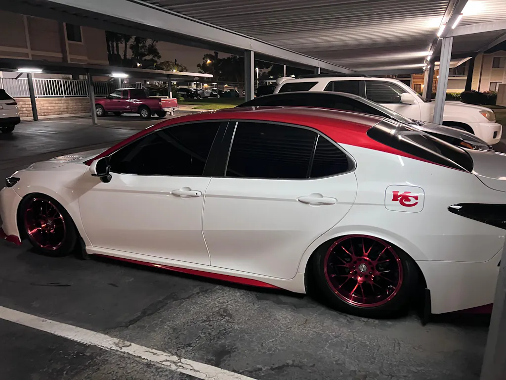 Shift Crank H28 18x8.5 30mm Gloss Black Candy Red Machine