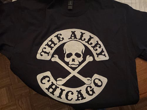 The Alley Chicago Classic Skull & Crossbones Tshirt