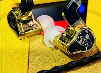 FiR Audio Xenon 6 IEM