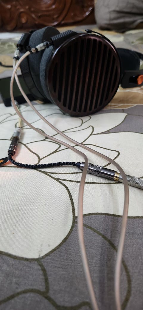 EarAudio 3.5mm Male to 4.4mm female Adapter Cable