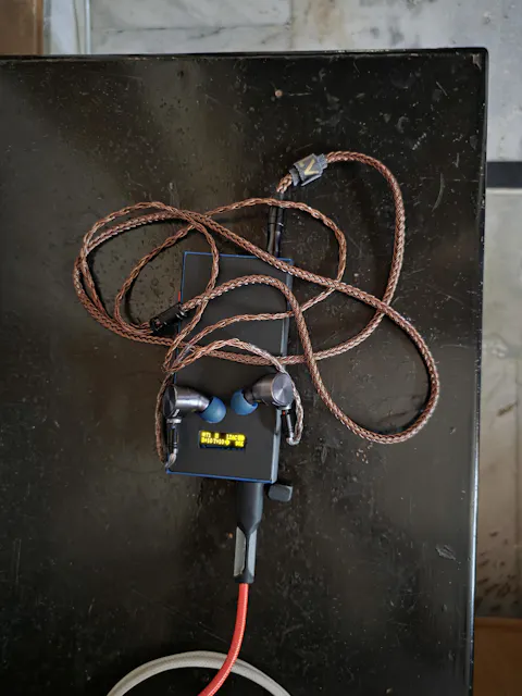 TRIPOWIN Amber Modular Upgrade Cable For IEMS