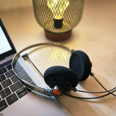 MOONDROP Old Fashioned 40mm On-ear Headphone