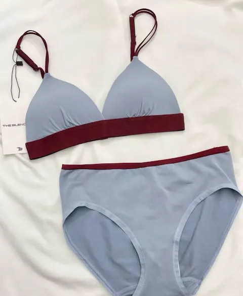 Wire-Free Contrast Triangle Bra