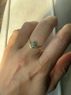 Gold Round Wishbone Ring