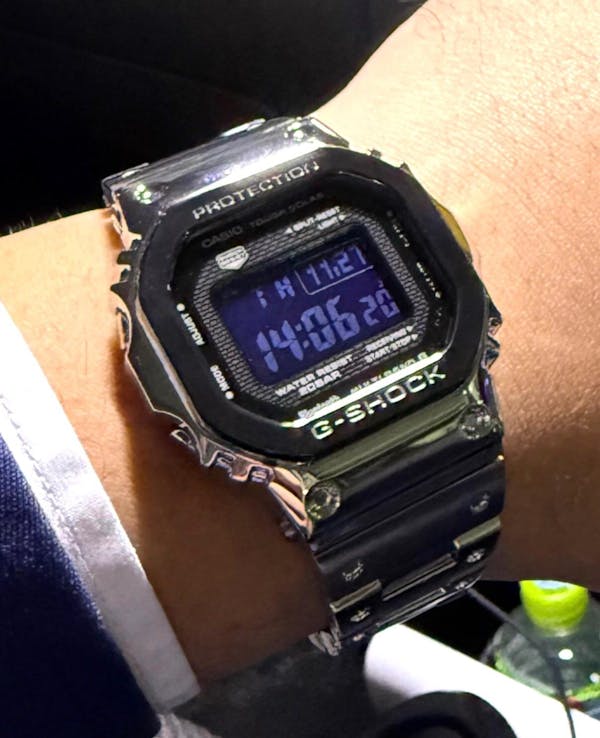 G-SHOCK フルメタル ブラックベゼル GMW-B5000BT-1JF メンズ 電波ソーラー Bluetooth デジタル スクエア 反転液晶 日本製