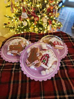 Round Scallop Backer and Capsules - Pack of 25