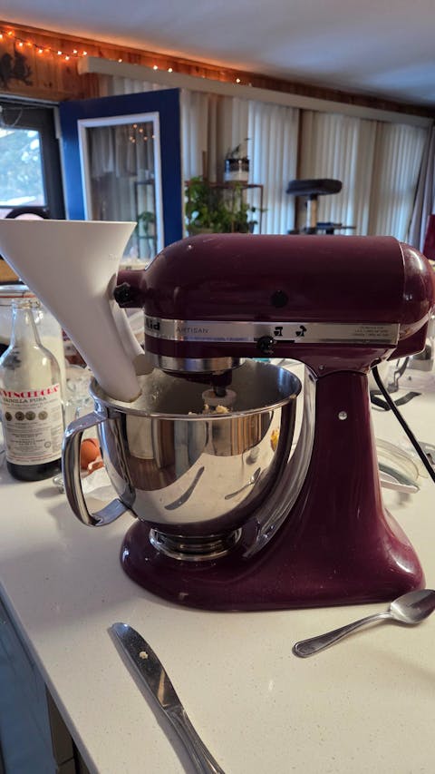 IMPERFECT Countess Flour Funnel™ - Stand Mixer Attachment