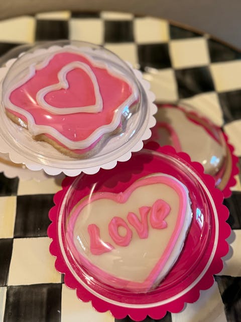 Round Scallop Backer and Capsules - Pack of 25