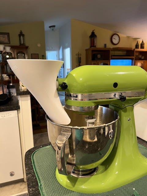 Countess Flour Funnel™ - Stand Mixer Attachment