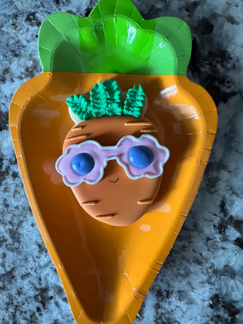 Carrot with Sunglasses Cookie Cutter